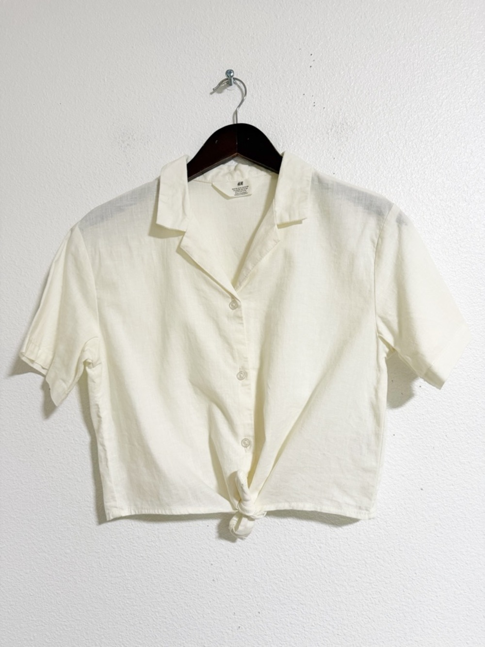 H&M Cotton Linen Knot Front Cropped Button Up Camp Shirt